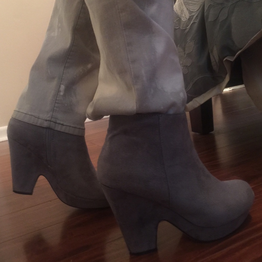 COPY - Suede Ankle Bootie(color grey)
